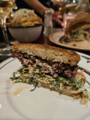 Milk esmorzars · tapes · bar by null