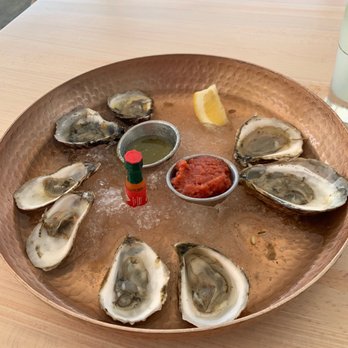 Pier 52 - Oysters - Seafood Near Me - Fall River, Massachusetts