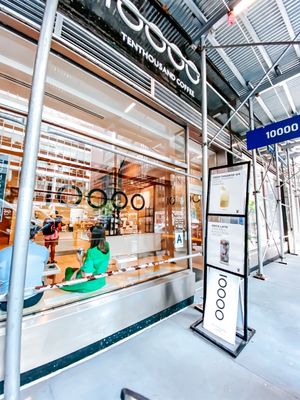 Ten Thousand Coffee by null