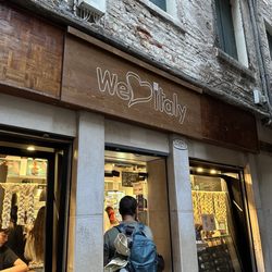 We Love Italy - Entrance