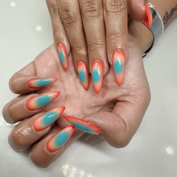 La Belle Nail Bar - Multicolor airbrush GelX by Tony - Nail Salons Near Me - Torrance, California