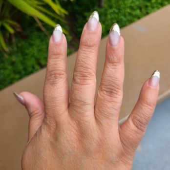 Kahala Nail & Lash - Cat eye with gold chrome tip . Almond shape - Nail Salons Near Me - Honolulu, Hawaii Kahala Nail & Lash - Cat eye with gold chrome tip . Almond shape - Nail Salons Near Me - Honolulu, Hawaii