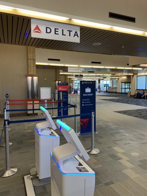 Rapid City Regional Airport by null