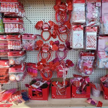 Dollar Tree - Discount Store Near Me - Villa Park, Illinois