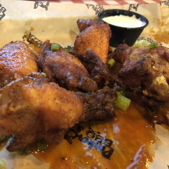 Parker John BBQ And Pizza - Wings - Pizza Near Me - Green Bay, Wisconsin Parker John BBQ And Pizza - Wings - Pizza Near Me - Green Bay, Wisconsin