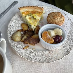 Maples At Warner - Quiche, muffin, potatoes, fruit