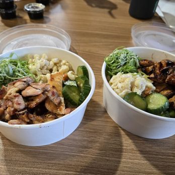 Flavor Belly - Crispy chicken bowl on the left, original on the right. - Food Court Near Me - West Covina, California