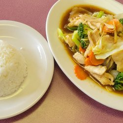 Ginger mixed vegetables with chicken.