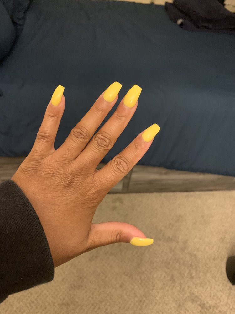 MT NAILS Updated August 2024 11 Photos & 49 Reviews 39 N Franklin