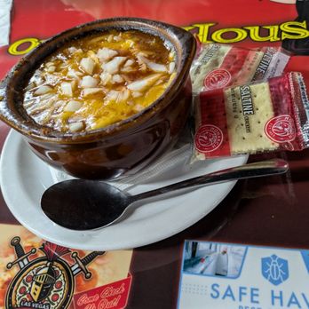 Omelet House 50's Diner - Chili beans (soup) w/onions & cheese - Breakfast & Brunch Near Me - Las Vegas, Nevada Omelet House 50's Diner - Chili beans (soup) w/onions & cheese - Breakfast & Brunch Near Me - Las Vegas, Nevada