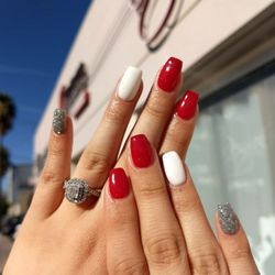 Royal Nails - CITAS al 6 34 11 23