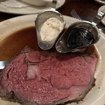 Taylor's Steakhouse - Lounges Near Me - La Canada, California Taylor's Steakhouse - Lounges Near Me - La Canada, California