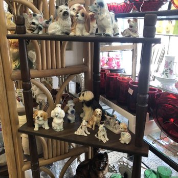 Libby's Oak Street Treasures - Antiques Near Me - Arcadia, Florida
