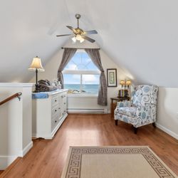 Perkins Cove Cottage - Primary Bedroom
