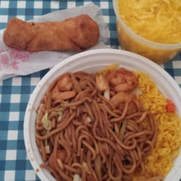 Shrimp lo mein lunch special with egg drop soup