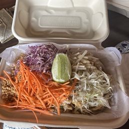 Chicken pad Thai Chicken pad Thai