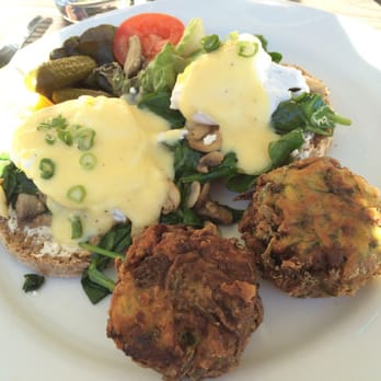 Blue Daisy - Florentine Benedict - Creperies Near Me - Santa Monica, California Blue Daisy - Florentine Benedict - Creperies Near Me - Santa Monica, California