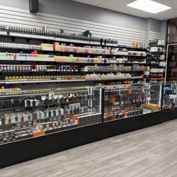 Draggin Vapors - Just a taste of their vapes