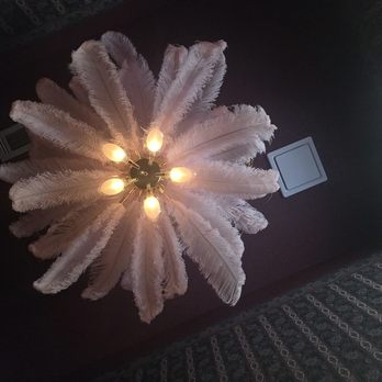 Indigo Mountain Wellness - Light fixture in restroom - Day Spas Near Me - Big Bear Lake, California Indigo Mountain Wellness - Light fixture in restroom - Day Spas Near Me - Big Bear Lake, California
