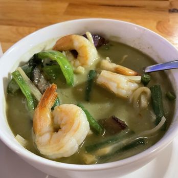 ThaiZapp Restaurant and bar - Green curry with shrimp - Thai Near Me - Charleston, South Carolina ThaiZapp Restaurant and bar - Green curry with shrimp - Thai Near Me - Charleston, South Carolina