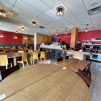 Little Minh's - Vietnamese Near Me - Burnaby, British Columbia