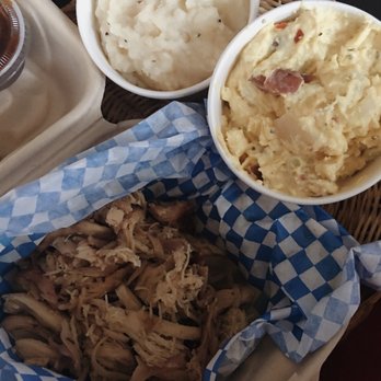 Blue Barn BBQ - Chicken with potato salad and mashed potatoes - Barbeque Near Me - Cedar Falls, Iowa