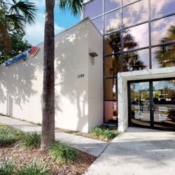 Bank of America Financial Center - Storefront