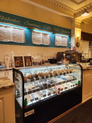 Twisted Cookie by null