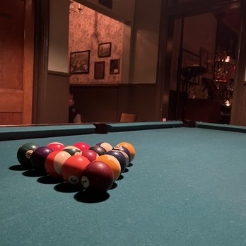 Brooklyn Social - Pool table - Cocktail Bars Near Me - Brooklyn, New York