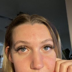 T Glam Lash N Brow - Hybrid Cat Eye
