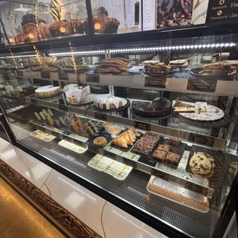 Haraz Coffee House - Desert Window - Desserts Near Me - Burtonsville, Maryland