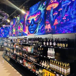 Zeus Liquor