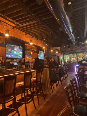 4th Wall Restaurant & Bar by null