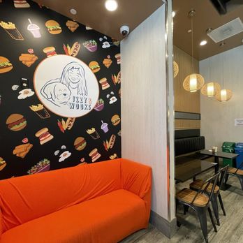 Izzy & Wooks - Burgers Near Me - San Francisco, California