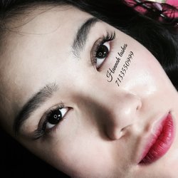 Perfection Salon - Light volume lashes