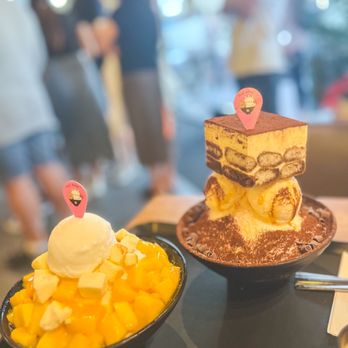 Sulbing - Mango cheese & tiramisu - Desserts Near Me - Santa Clara, California Sulbing - Mango cheese & tiramisu - Desserts Near Me - Santa Clara, California
