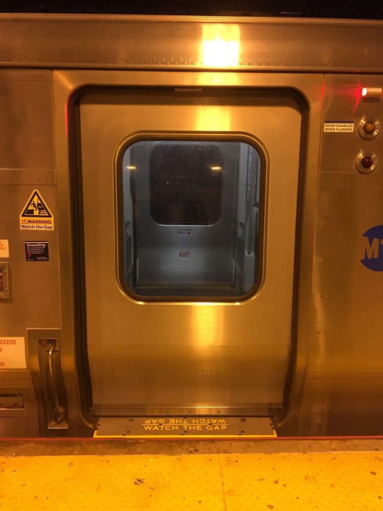 LIRR WOODSIDE STATION 48 Photos & 24 Reviews 61ST St Roosevelt Ave