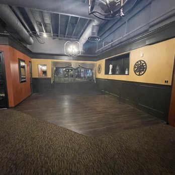 O'Halloran's Public House - Dance floor/ front area - Irish Pub Near Me - Mount Clemens, Michigan O'Halloran's Public House - Dance floor/ front area - Irish Pub Near Me - Mount Clemens, Michigan