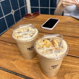 We got the Turon latte and the Pandan Latte We got the Turon latte and the Pandan Latte