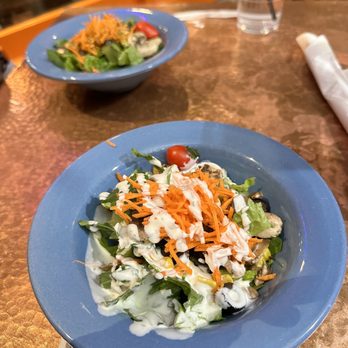 Oscar's Cafe - Salad that comes before the entree. Choice of ranch dressing or vinaigrette. - Mexican Near Me - Springdale, Utah