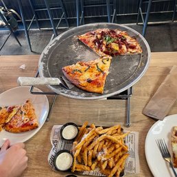 York Style Pizza