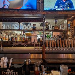 Hoptinger Bier Garden & Sausage House