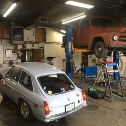 Angry Irish Repair - Repairing a cracked header on MGB-Gt rally car