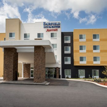 Fairfield Inn and Suites - Property Front View - Hotels Near Me - Athens, Alabama Fairfield Inn and Suites - Property Front View - Hotels Near Me - Athens, Alabama