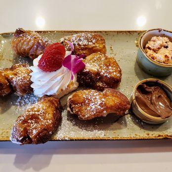 Fairview Farmers - Croissant beignets - Breakfast & Brunch Near Me - Fairview, Texas Fairview Farmers - Croissant beignets - Breakfast & Brunch Near Me - Fairview, Texas
