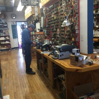 Ashland Lock & Security Solutions - Locksmith - Keys & Locksmiths Near Me - Chicago, Illinois