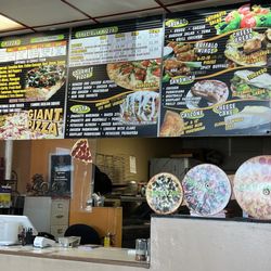 Cusimano's Pizzeria - The counter when you enter