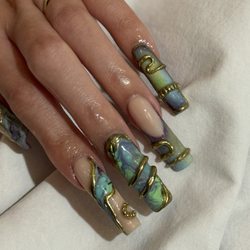 Pretty Nails - Nails by Vic