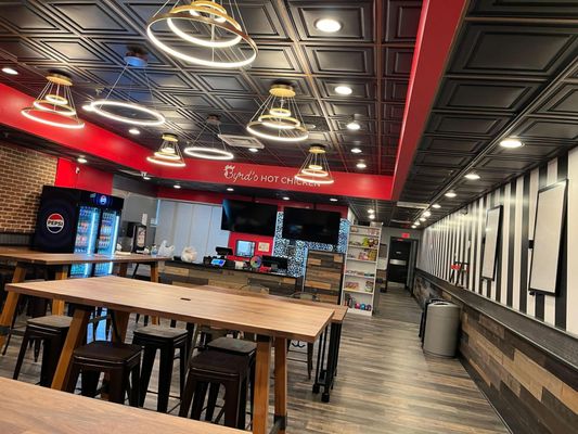 Byrd's Hot Chicken by null