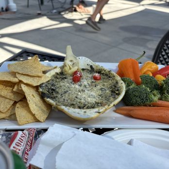 Balanced Rock Winery - Wineries Near Me - Baraboo, Wisconsin